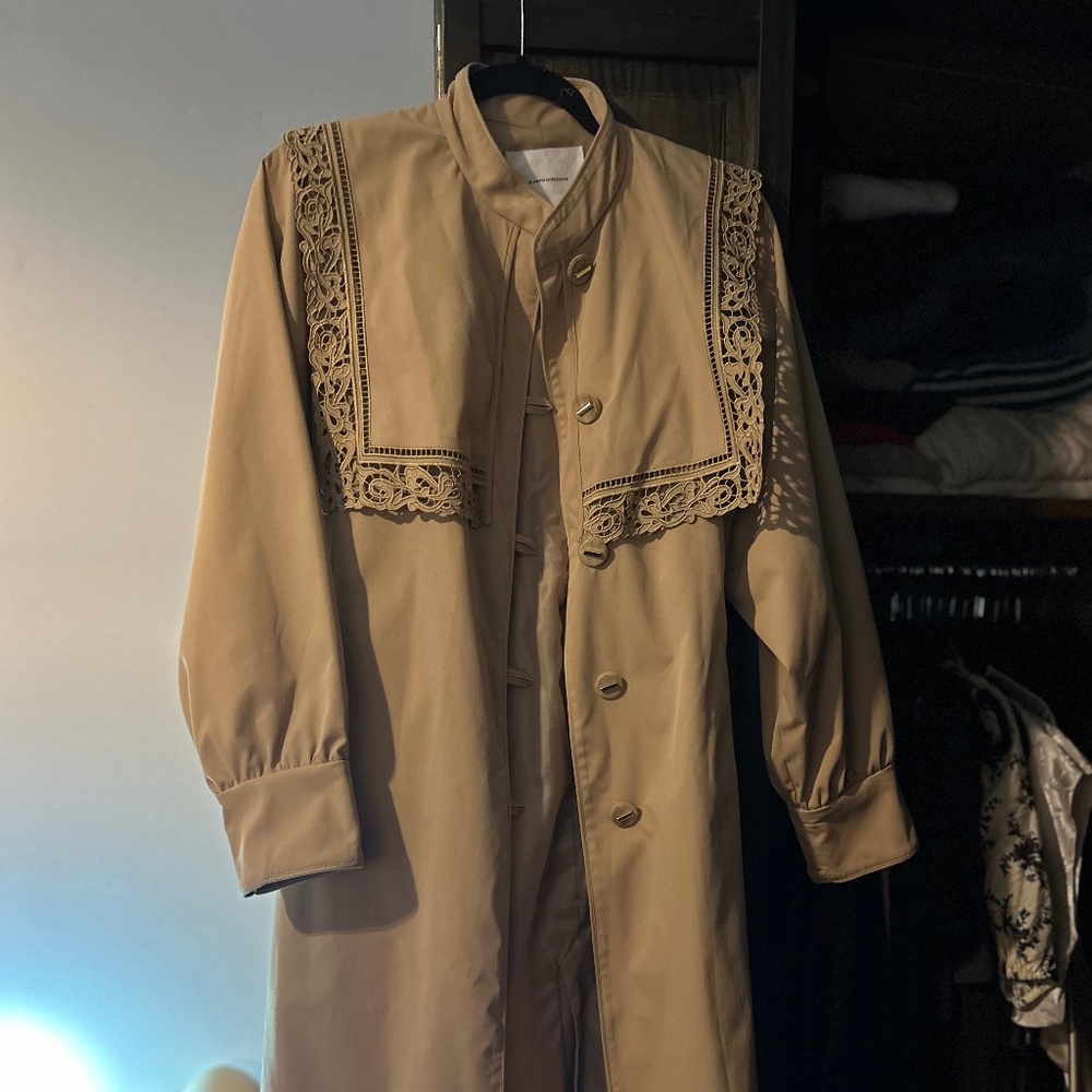 Anthropologie NWOT Trench Coat with Lace Detailing & Sailor Collar S but fits M